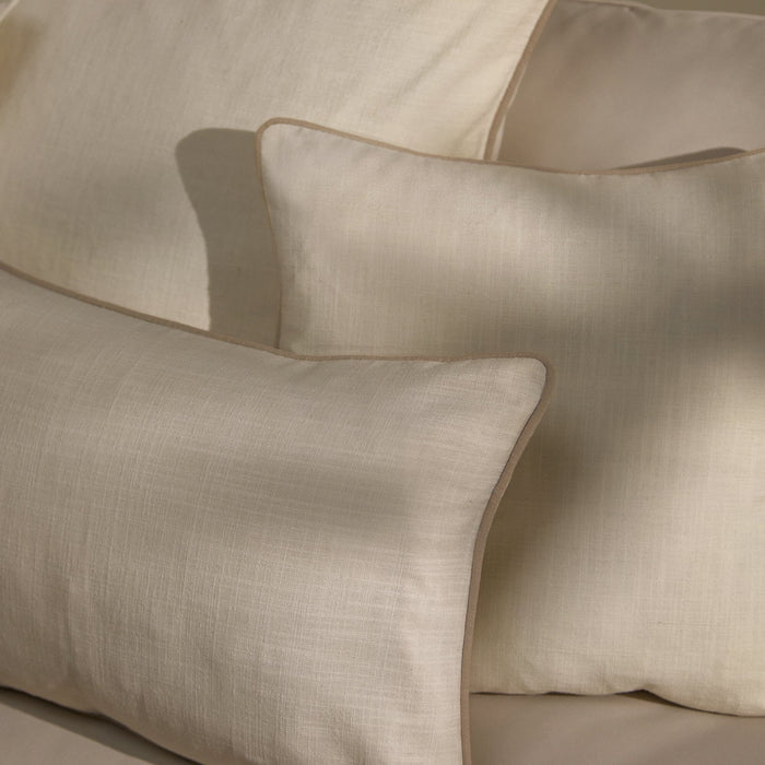 Camber 35x55cm Garden Scatter Cushion Cover - Off White with Sand Piping - Laura James