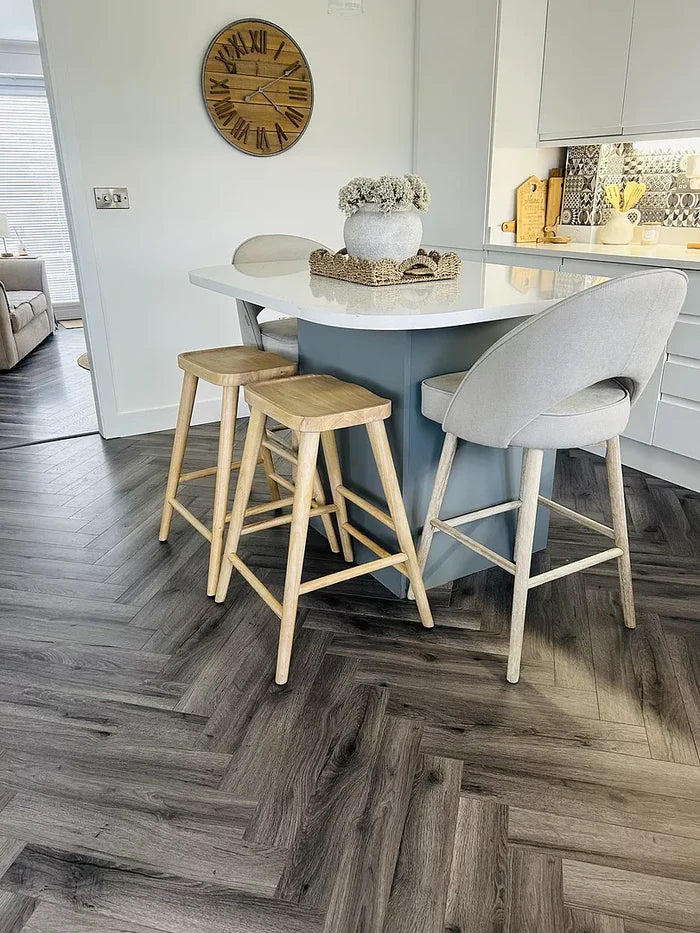 Marilyn Soft Beige Bar Stool - Whitewash Oak Legs