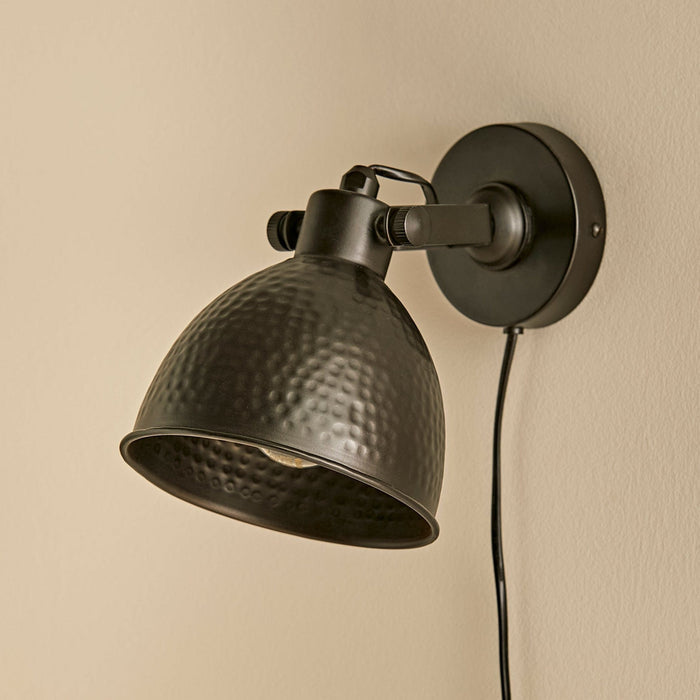 Outlet - Hale Metal Plug in Wall Light - Black