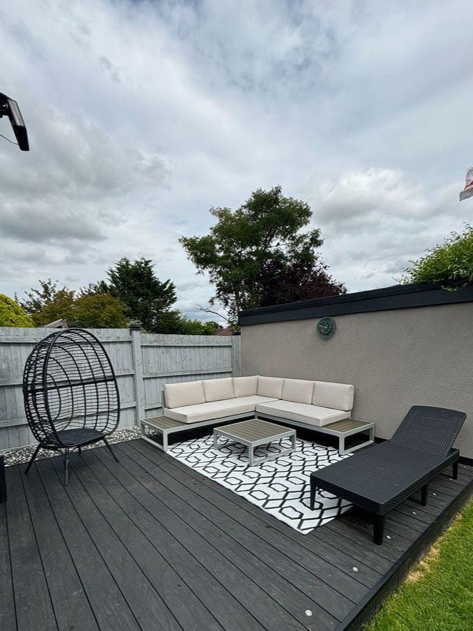 Outlet - Hemsby 160 x 230cm Outdoor Rug - Black & White
