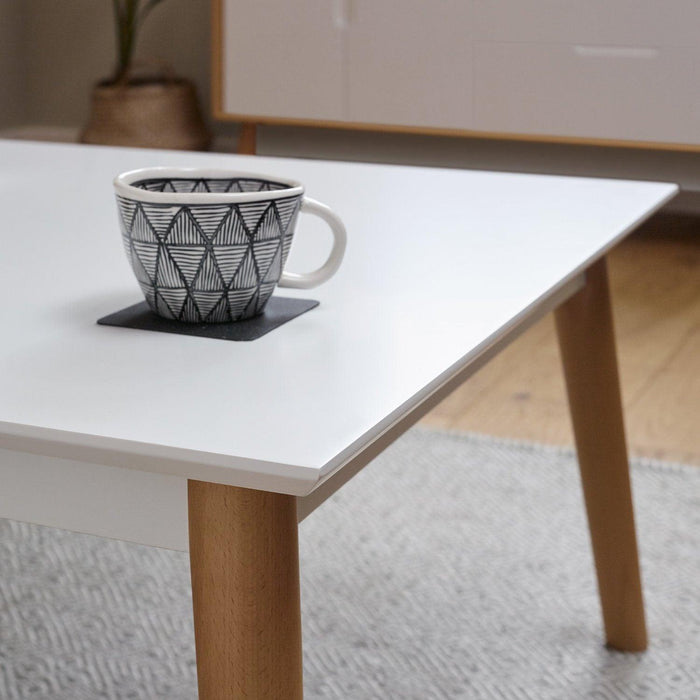 Hulra square coffee table - white - Laura James