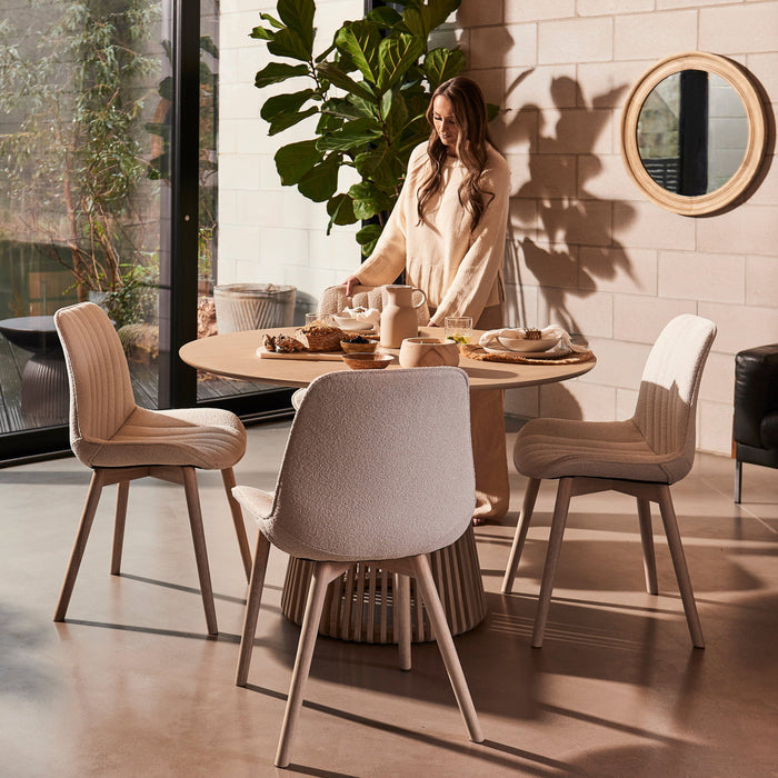 Willow Whitewash Round 4 Seater with Bella Boucle Dining Chairs with Whitewash Legs - Laura James