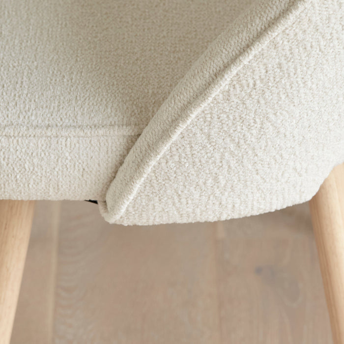 Marilyn-boucle-whitewash-legs-dining-chair