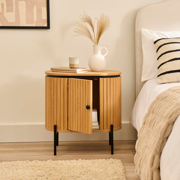 Matius Black Seasoned Oak 1 Right Door Bedside Table - Laura James